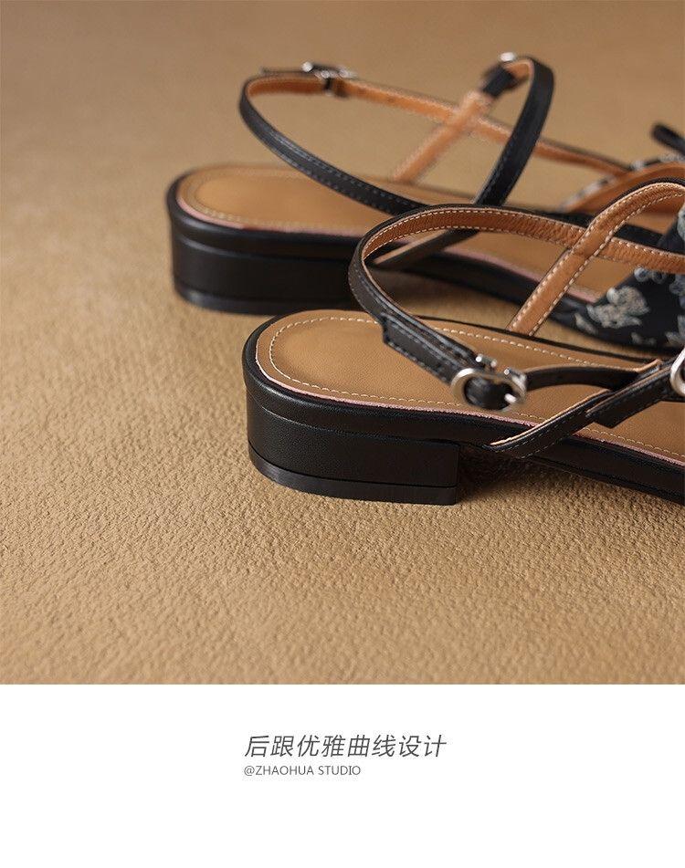 Product Introduction of Dép Phong Cách Trung Quốc, Gót Chunky, Phong Cách Quốc Gia, Hàng Mới Về 2024, Thích Hợp Cho Mùa Hè, Với Váy, Gót Giữa, Giày Cao gót, Khóa Dây Đeo Mắt Cá Chân 7