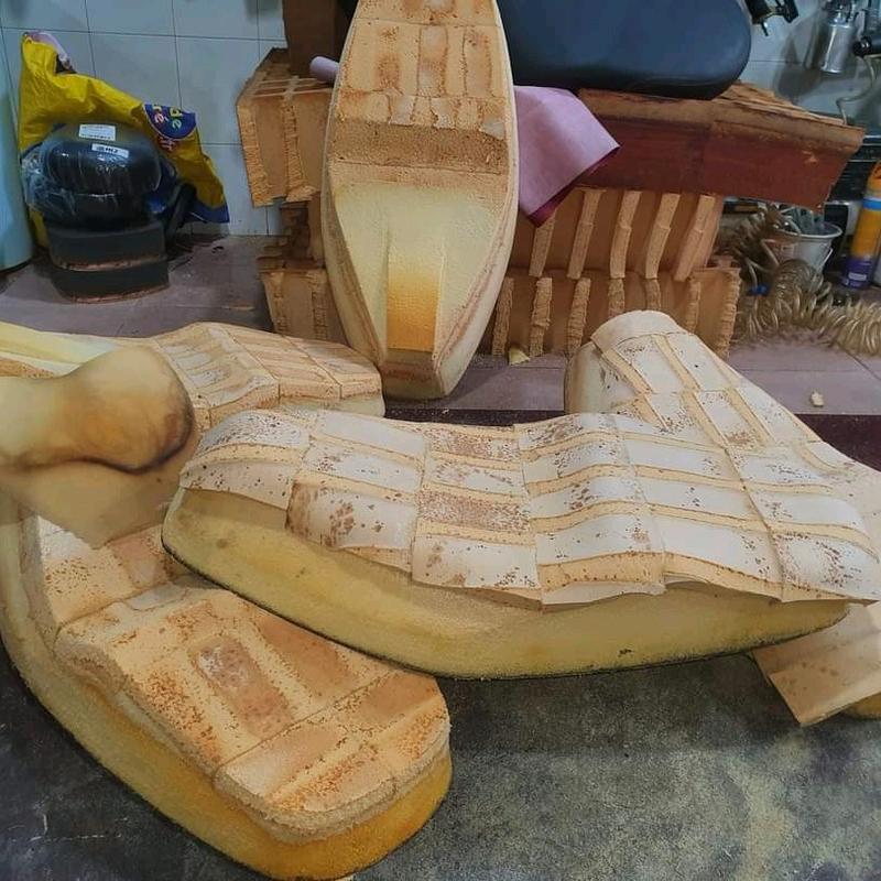 Yên xe máy Đắp bằng nệm kymdan ( Đế nhựa Theo Xe ) XE SỐ ( SP là nguyên cái yên )