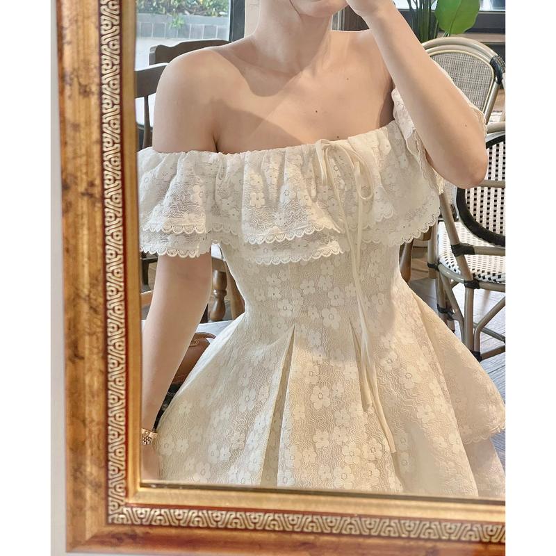 Có BigSize Set Áo Ren Trễ Vai Bèo Viền Ren Form Xòe Và Quần Giả Váy Xòe CV024