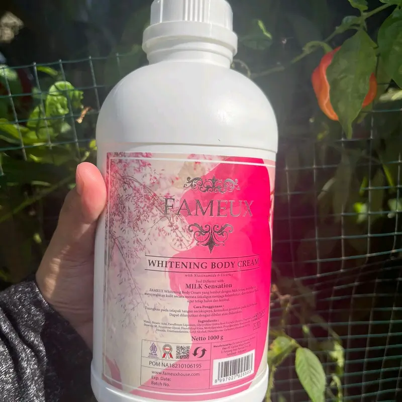 FAMEUX BODY CREAM 1KG OIRGINAL ASLI BPOM Melembutkan Arbutin Mencerahkan Kusam 1