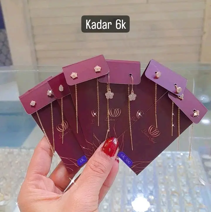 Anting fashion tanpa pengait