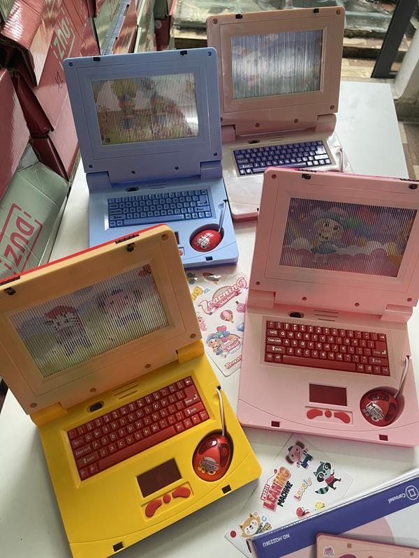Đồ chơi Laptop/ máy tính cho bé học bàn phím, làm quen, có nhạc và màn hình chuyển động