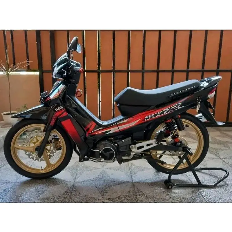 STRIPING STICKER LIS YAMAHA FIZ R SPESIAL EDITION WARNA HITAM MERAH