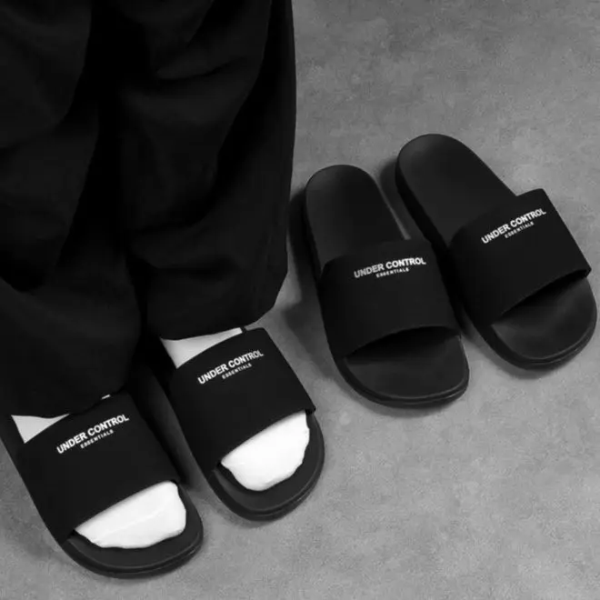 Dép Under Control Nữ Nam Kiểu Dáng Quai Ngang Phong Cách Bassic Slipper Đế Bằng DéP Dép Lê 4