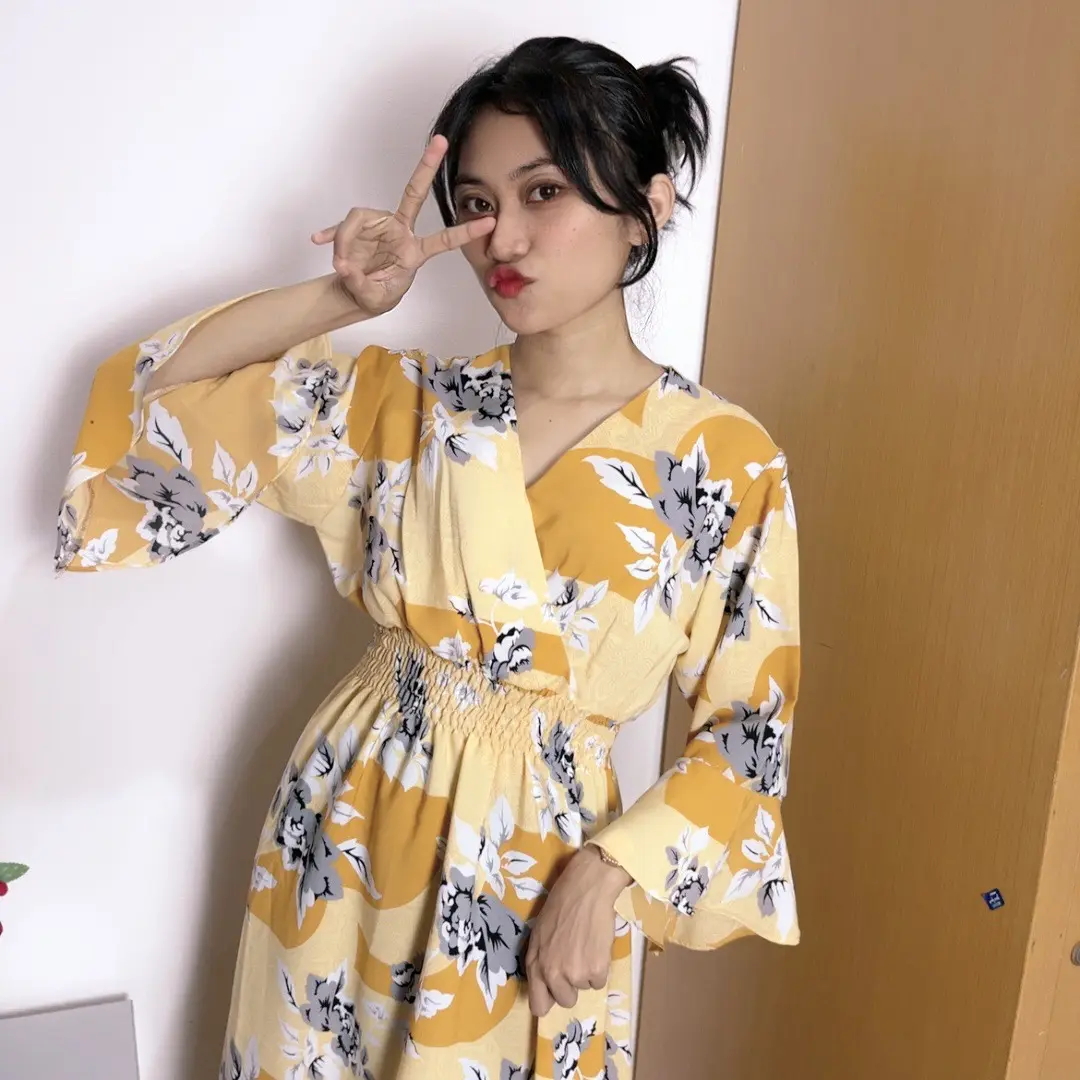 Mirae Wear Aurellie Dress Korean Look Vintage Floral Longdress V-neck Elegan Slim-fitting Bunga