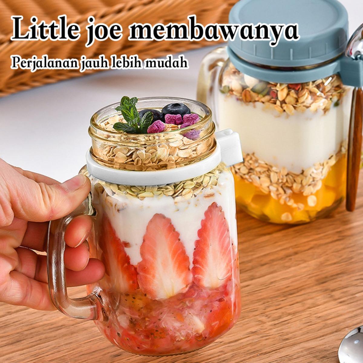 Gelas Oatmeal Kecil dengan Tutup & Sendok - Alat Sarapan Sehat, Wadah Yogurt, Cangkir Kopi, Botol Mason Jar, Tempat Bekal Kreatif untuk Salad, Susu, dan Minuman Secara Ringkas