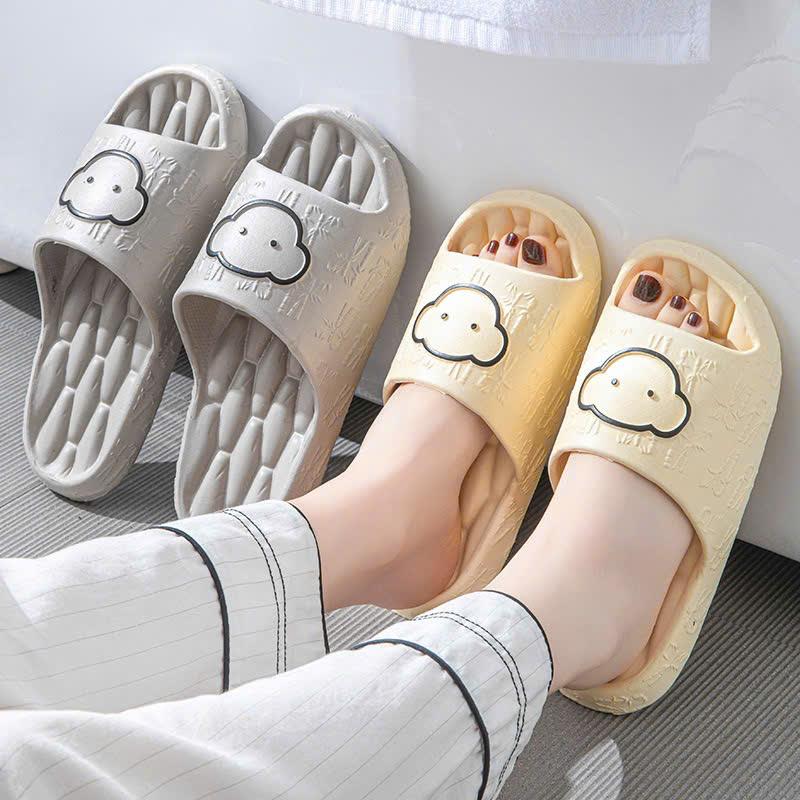 Dép đi trong nhà tắm văn phòng , dép xốp nhẹ cao su đúc nguyên khối êm chân tiện lợi mặt gấu TN DECOR HOME