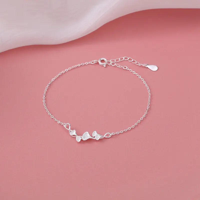 Lắc tay bạc nữ Moonz Love, bạc trắng sáng phụ kiện trang sức nữ cực xinh