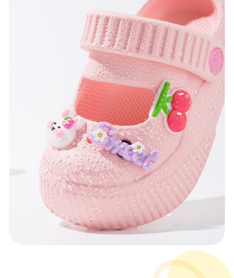 Product Introduction of 2025 Summer New Cartoon Children's Slippers Baby Sandals Soft and Lightweight Small and Medium sized Children's Outing Hole Shoe 14