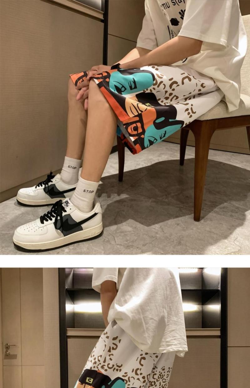 Product Introduction of Quần Soóc Hip-Hop, Dành Cho Nam Giới, Trang Phục Mùa Hè, Dáng Rộng Vừa Vặn, Thương Hiệu Hợp Xu Hướng Thích Hợp Cho Thể Thao Bóng Rổ, Trang Phục Đi Biển, Quần Soóc Lớn, Phong Cách Ins, Thường Ngày, Quần Soóc Ngoại Cỡ 11