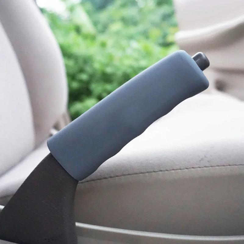 Product Introduction of Hand Brake Set Universal Car Handbrake Sleeve Silicone Gel Cover Anti-Skid Auto Parking Brake Accesorios Para Auto De Mujer E36 4