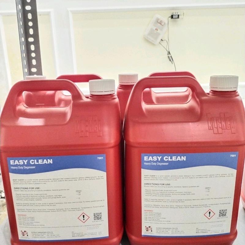 Hóa chất tẩy dầu mỡ động cơ Easy clean klenco 4