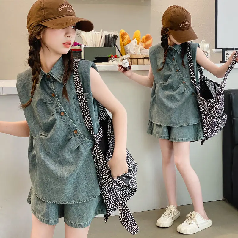 Spruce StudentGirls' Fashionable Denim Shorts Two-Piece Thin Set, Denim Suit Summer 2024 New