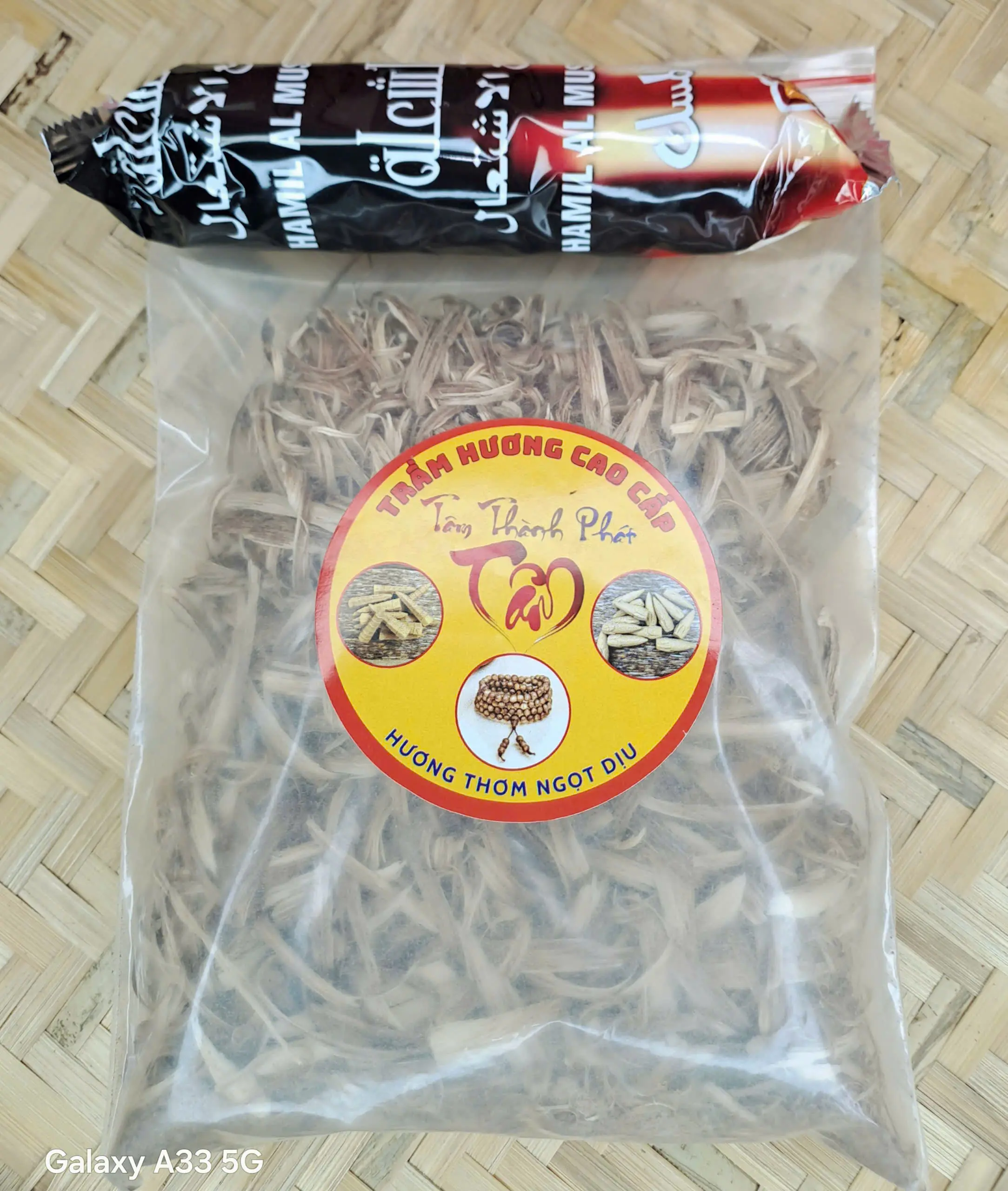 Dăm vụn trầm xông nhà TTP TẶNG 10 VIÊN THAN HOẠT TÍNH - MSBT, hương thơm ngọt, sâu, đặc trưng trầm hương Việt