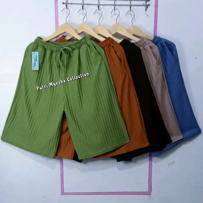 Celana Pendek Wanita Kulot Knit 7/8 Santai 0