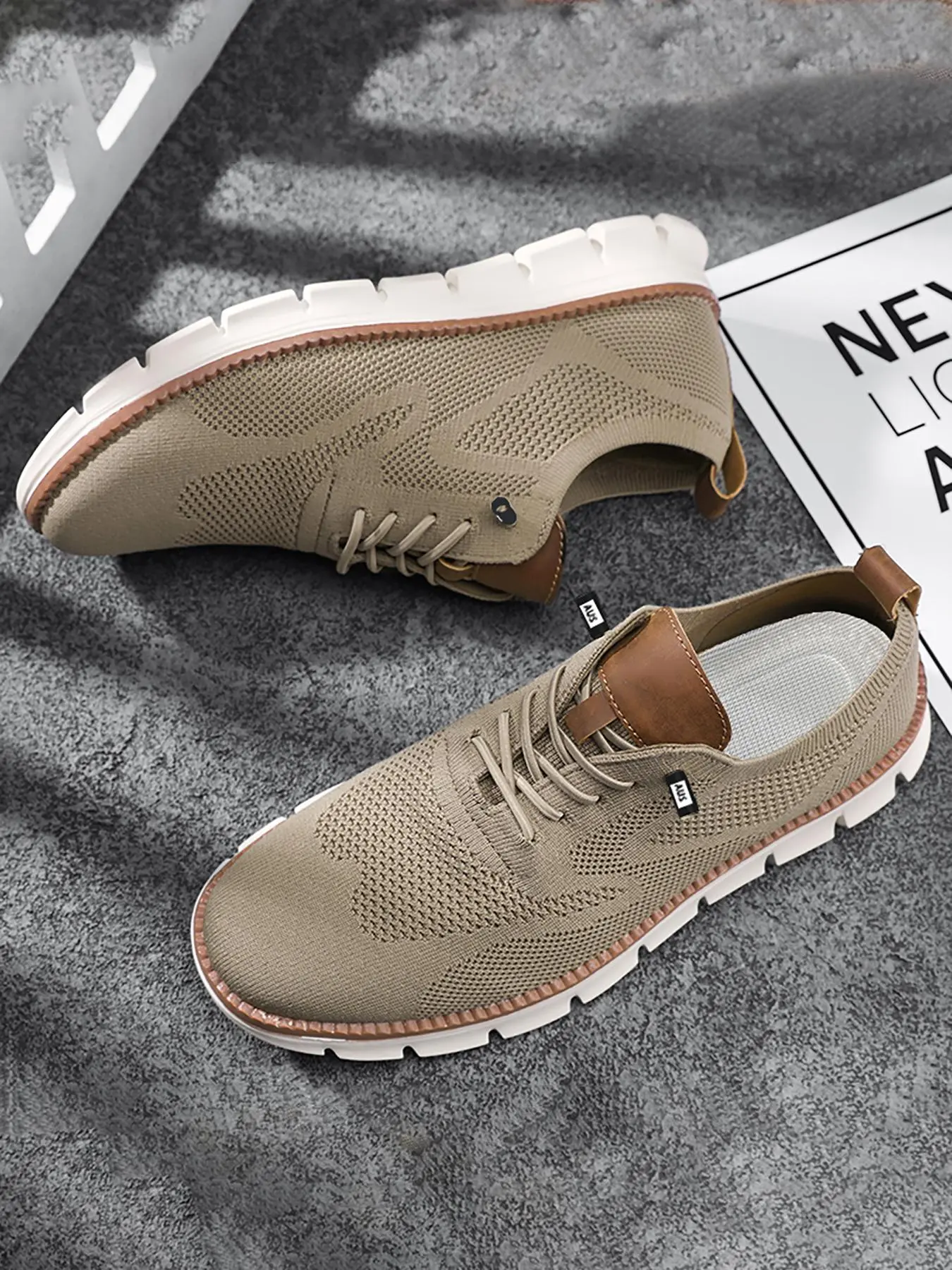 Men's Business Low Top Minimalist Sneakers, Casual Breathable Comfortable Thick Bottom Formal Shoes, Fashionable Lightweight Shoes for Daily Wear