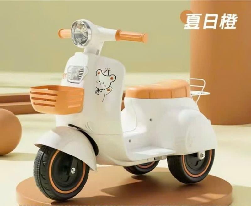 [Cho bé dưới 3 tuổi] Xe Vespa, xe điện cho bé 3288 loại nhỏ có kèm sạc, bình 6v_Hulk.Kids