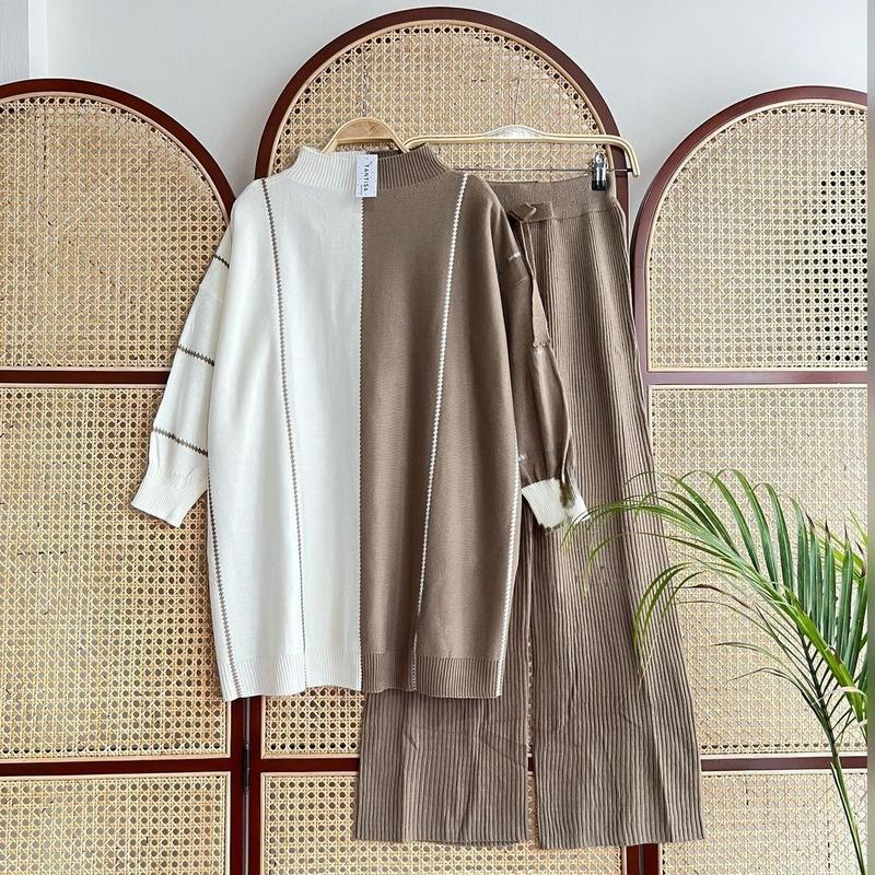 Product Introduction of One Set Kalula Tunik + Celana Rajut Kain Rajut Mix Knit Baju Setelan Wanita Terbaru Setelan Viral Wanita Dewasa Baju Wanita Model Baru Setelan Wanita Lagi Tren One Set Wanita Terbaru 0