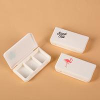 Gambar 【Apligod】Mini Portable Pill Box Fashion Three Grid Cartoon Week Pill Box COD - Green-leaf dari Apligod Kota Bekasi 2 Tokopedia