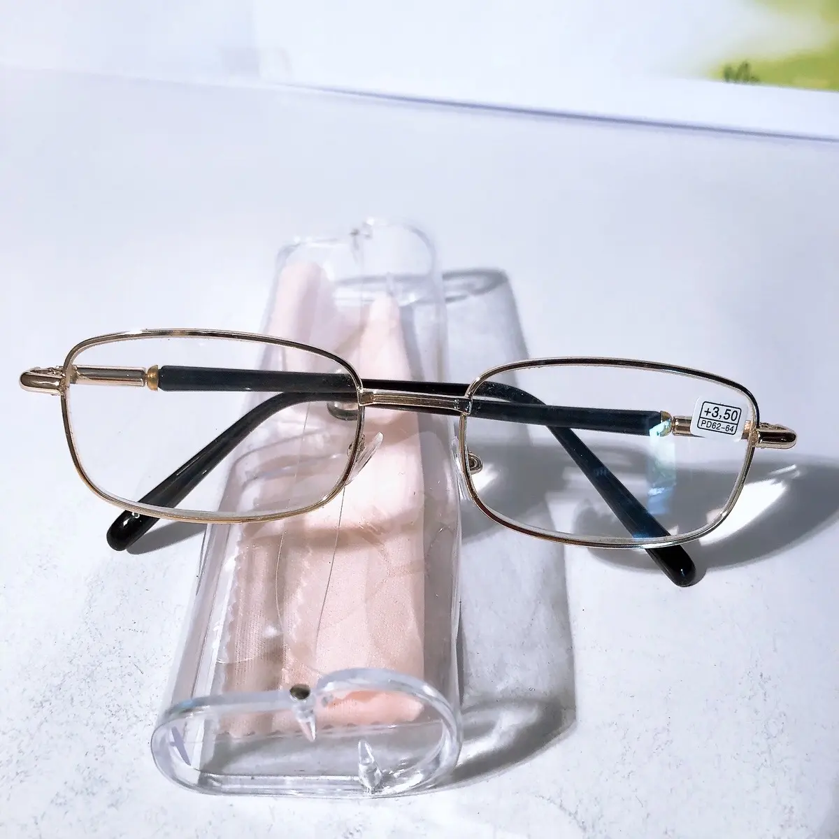 Kính lão gọng kim loại bọc nhựa độ lão tu 1-4