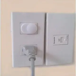 Nút Bịt Ổ Điện Chống Cháy, Chống Giật An Toàn Cho Bé- Che Ổ Điện 2 Chân( BỊT Ổ ĐIỆN) 7