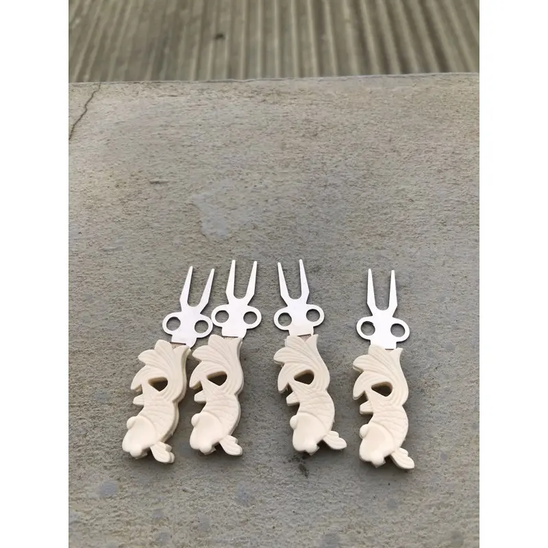 Xiên Chuối Nhựa Cho Chim, Xiên Hoa Quả Cho Các Loại Chim Bền Đẹp, Giá Rẻ 4