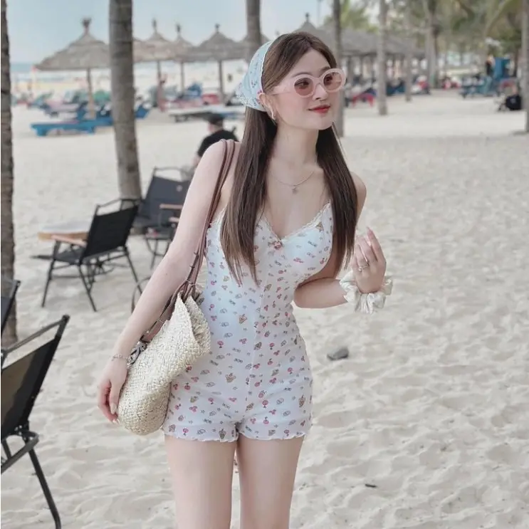 ￼Jum Liền Thân Hai Dây Hoa Nhí Tặng Kèm Khăn Siêu Hot C039 Nữ