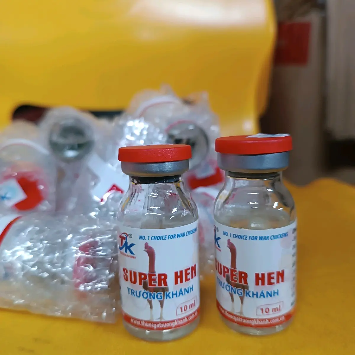 Thuốc tiêm Super Hen Trường Khánh, tặng Xilanh tiêm