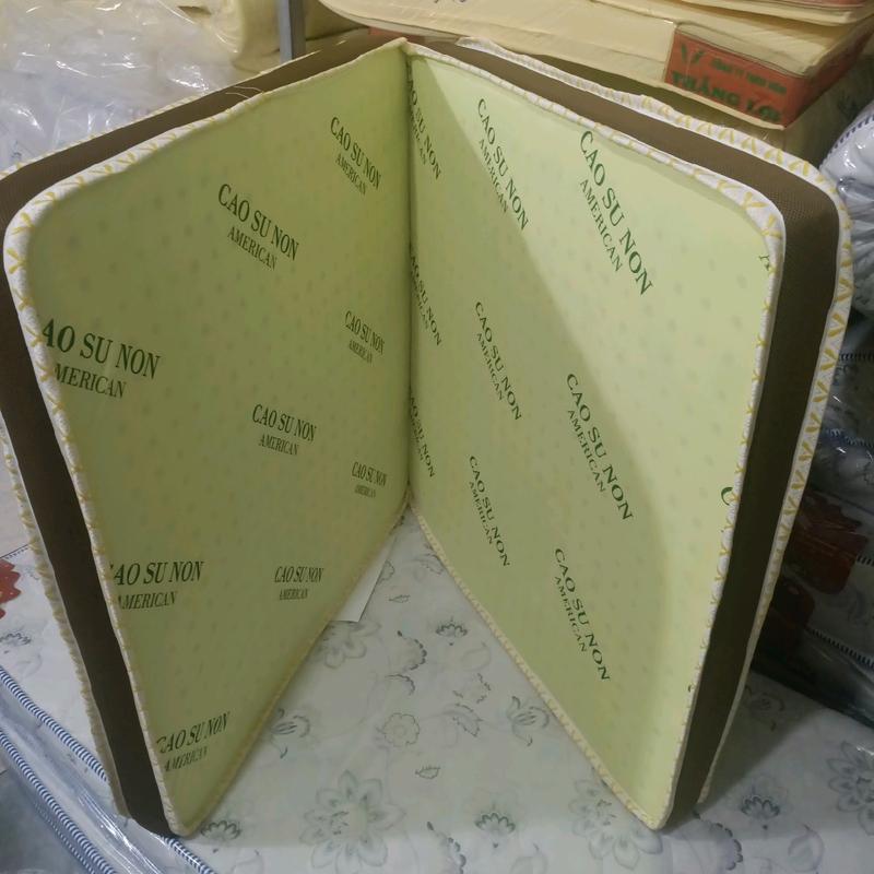 Nệm gấp 2 Dày 10cm cao su non american Vietnam Thân thiện với làn da Vietnam Chống vi khuẩn