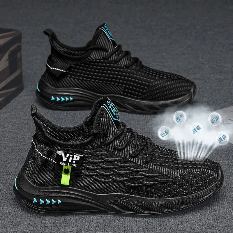 2025 new casual men's shoes trendy breathable summer flying shoes lightweight and versatile work shoes mesh shoes men's sports shoes