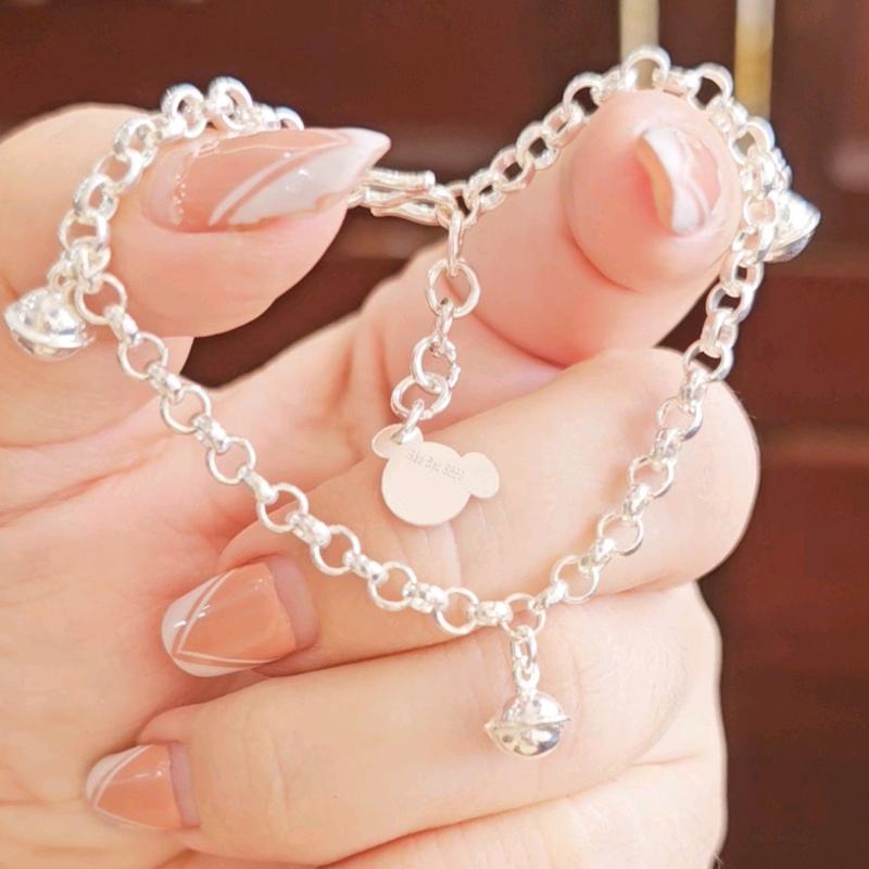 Lắc tay, lắc chân 3 chuông bạc ta (Gấu Bạc)