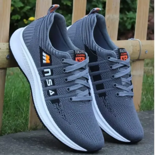 Sepatu Sneakers Olahraga Pria Dewasa Casual Trendi Terbaru Kekinian Viral Sport Jogging Others