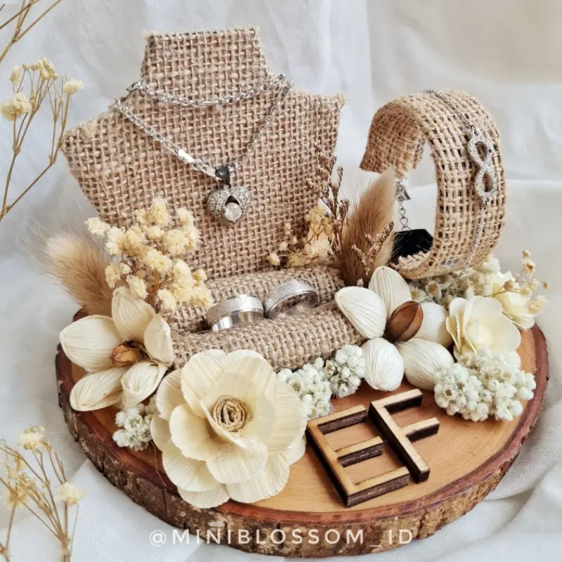 RUBY SET Kalung Cincin / Tempat Perhiasan Mahar / Tempat Kalung Mahar / Kotak Cincin Ring Box Seserahan 8