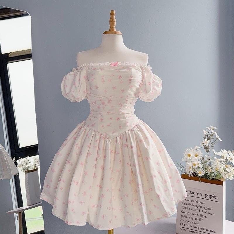 Váy Hoa Nhí Hồng Trễ Vai Dáng Xoè Màu Trắng