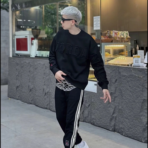 Mạnh Tiến Unisex