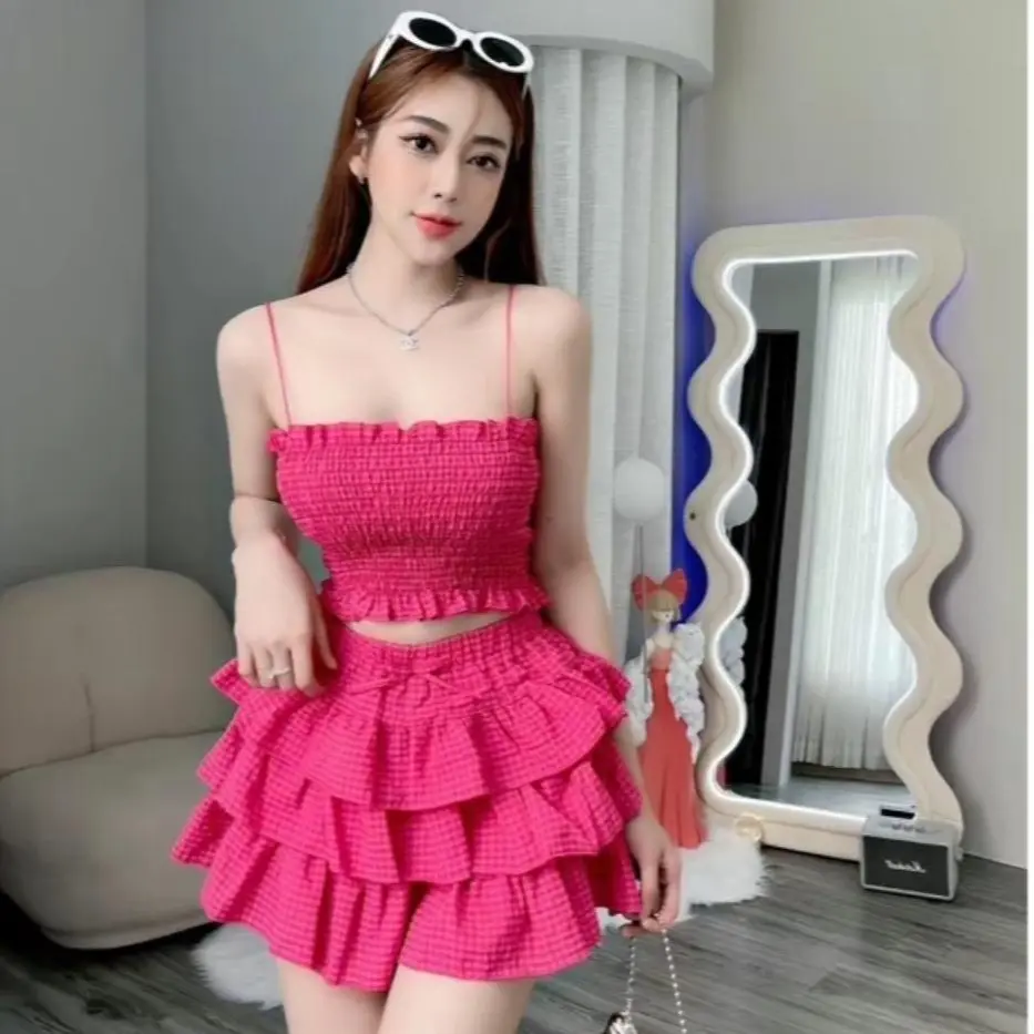 Set áo quây nữ in hoa croptop bo thun co giãn phối chân váy tầng xoè có lót trong cho nàng diện xinh xắn- Kem