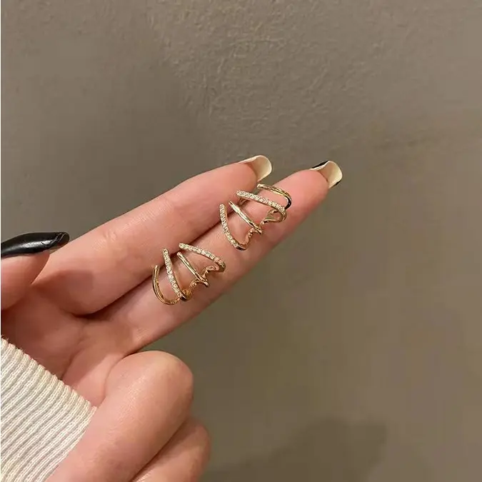 Anting Wanita 4 layer  Tusuk Trisula Cantik Karet Earrings 5