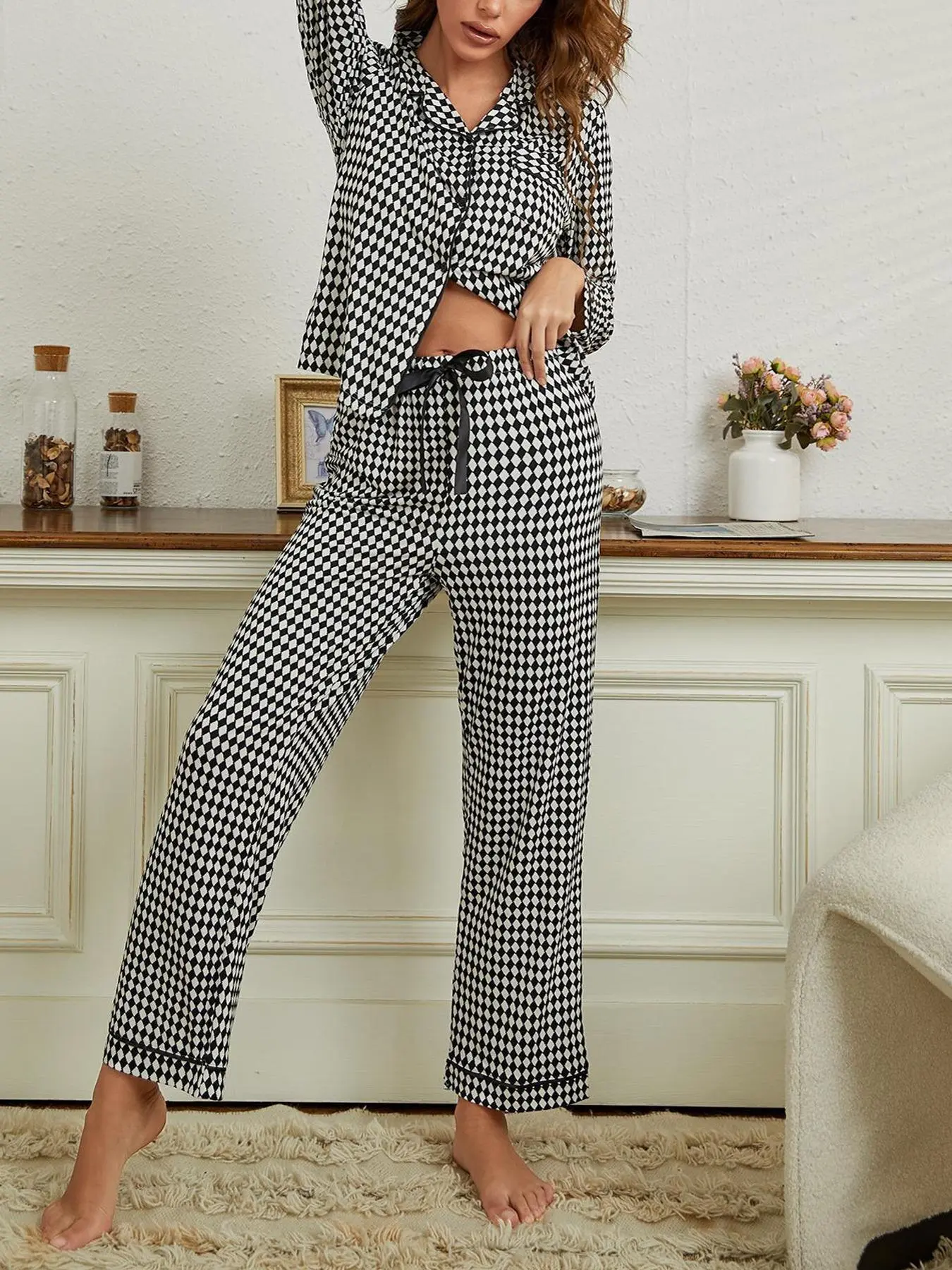 Women's 2pcs Button Front Long Sleeve Top & Geometric Print Pants Loungewear PJ Set, Casual Comfortable Pyjama Set For Women, Women's Sleepwear For Fall & Winter