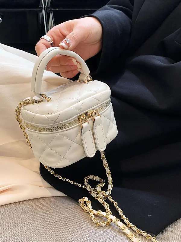 Fashion Quilted Embroidered Handbag, Plain PU Leather Zipper Crossbody Bag with Chain Strap, Bucket Bag for Work Travel 8