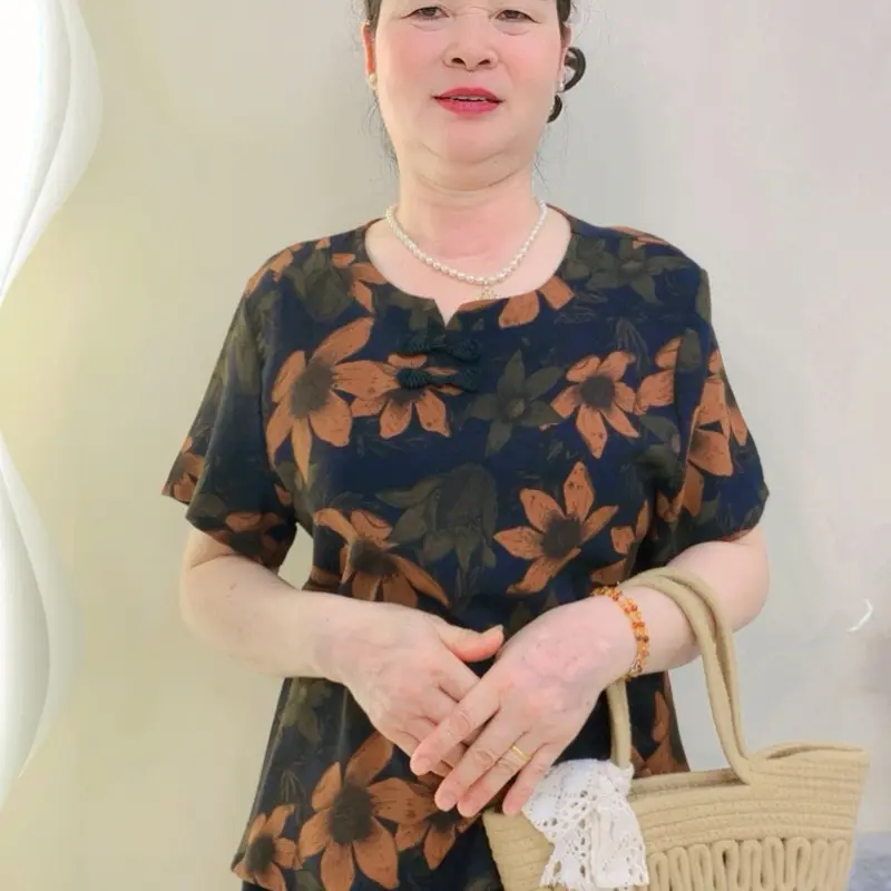 Bộ đồ trung niên, Đồ bộ mặc nhà,  b32 Loudra shop (jolle) bộ tặng mẹ  quần dài áo cộc hàng lụa MANGO mềm mịn, mát Kem Top 2