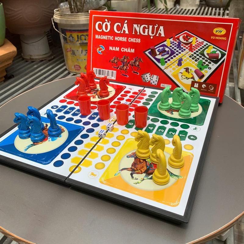  Cờ Cá Ngựa Nam Châm Truyền Thống - Chất Liệu Nhựa Cao Cấp Thiết Kế Lớn từ Hiệu Vũ Hoàng. 