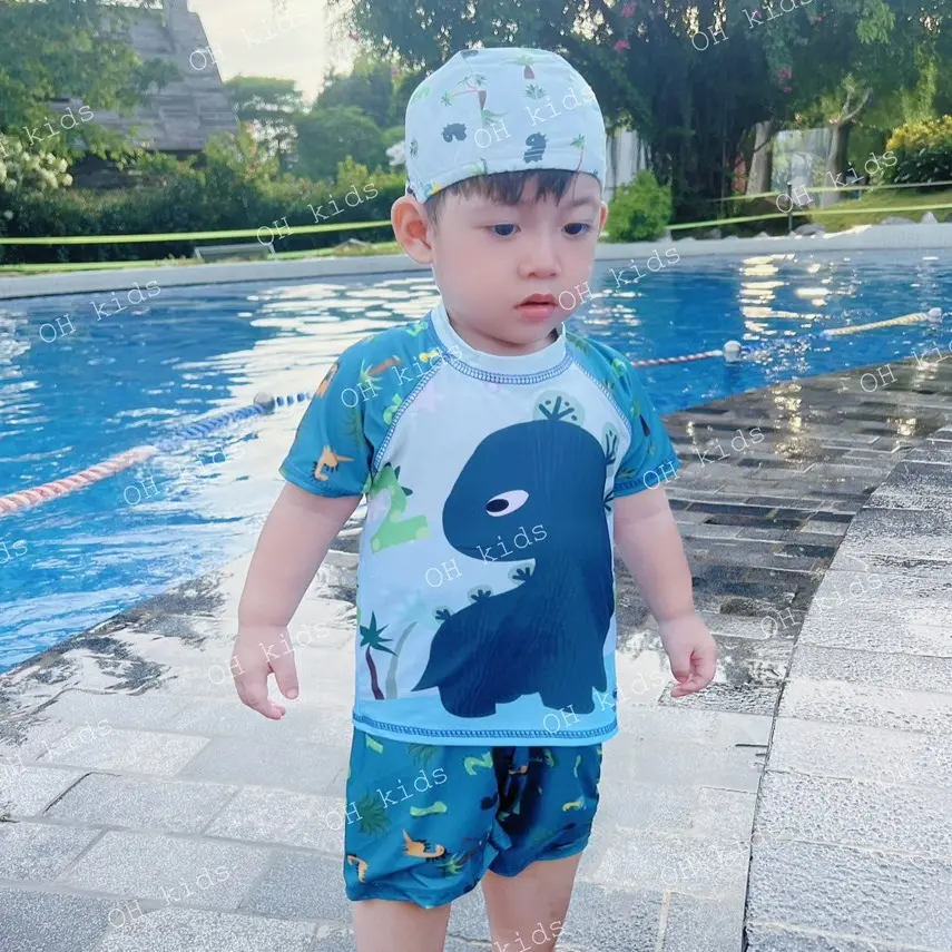 Bộ quần áo ĐI BƠI KÈM MŨ cho bé trai