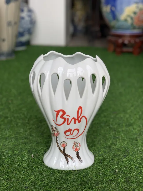 Lọ hoa bàn tay phật sứ trắng gốm Bát Tràng vẽ tài lộc trang trí decor 1