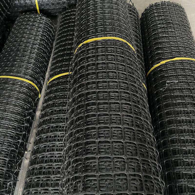 Lưới nhựa cao 1m dài 10m chịu nắng mưa 10 năm - Làm sàn vịt, quây chuồng gà, trại gà