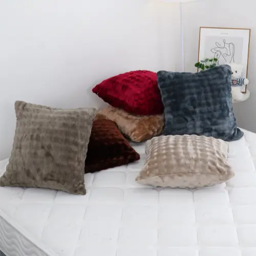 Gối tựa lông cừu cao cấp Doll's Bedding