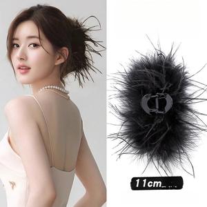 คลิปหนีบผม ขนนกสูง เหมาะสำหรับผม สไตล์ซอกใบหน้าม้า，ดีไซน์เรียบง่าย，เครื่องประดับ，ทันสมัย และสง่างาม ，ของขวัญสร้างสรรค์，เหมาะสำหรับสวมใส่ทุกวันและงานพรอม， ของขวัญสำหรับเธอ