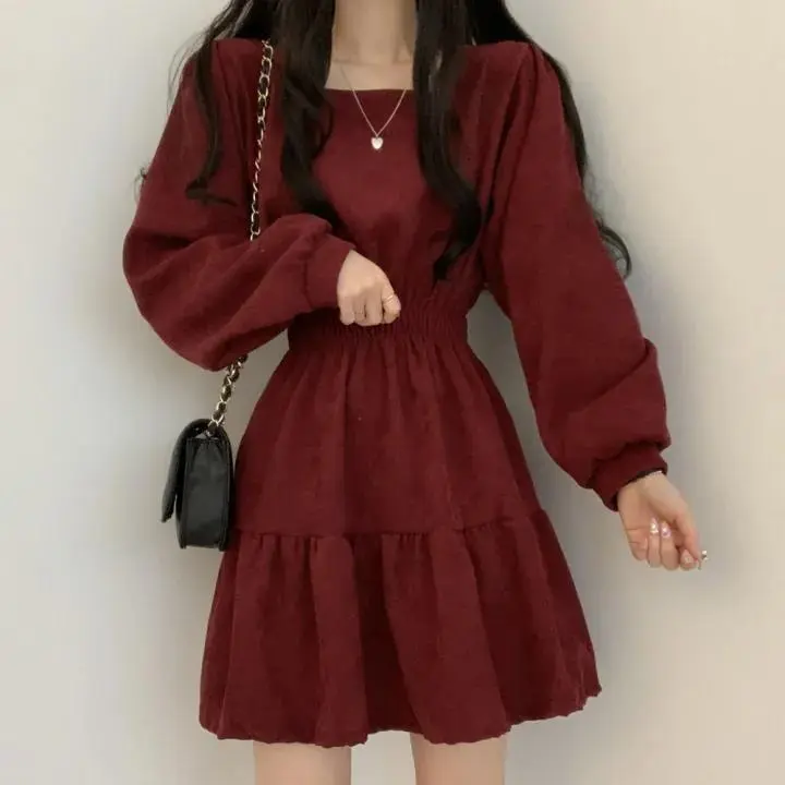 Váy Ngắn Tay Dài Cổ Vuông Xếp Ly Phong Cách Hàn Quốc Giảm Tuổi Tác Váy Lưng Cao Cổ Điển Màu Đỏ Nữ Women Dress Khuy Dài Tay