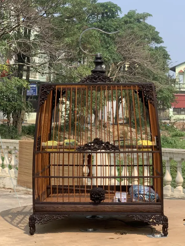 Khung lồng chào mào đục hoa mai gỗ mun cực đep giá rẻ VUMINO 3