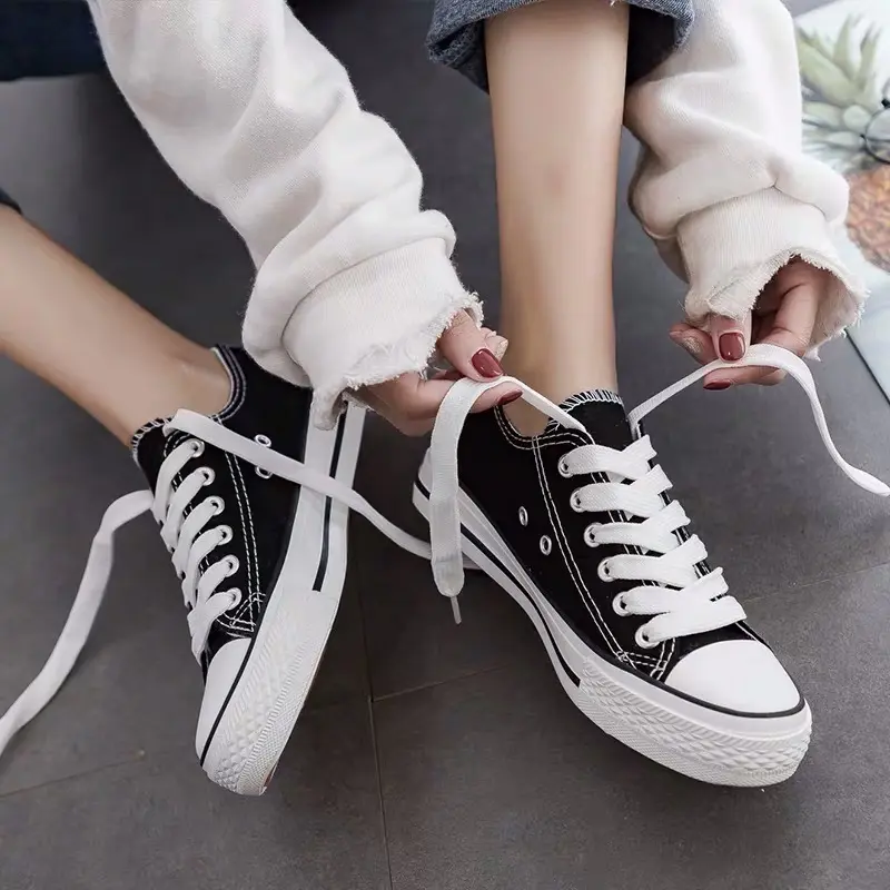 Classic Sports Shoes shop New 2025 No brand canvas shoes Korean style single shoes Low cut casual shoes men and women shoes Closed Sneakers Training Sports Shoes Trainers Running Runner