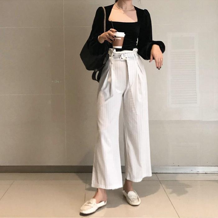 Kemeja lengan panjang retro fashion korea atasan off-shoulder beludru hitam wanita blouse baju atasan wanita velvet top crop 3